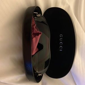 Vintage Gucci wrap around sunglasses circa early 2000’s with case